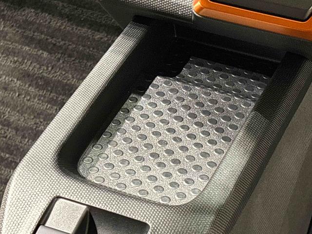 タフトＧターボ　ホワイトパック　全車速追従機能付ＡＣＣ純正ナビ装着用アップグレードパック　運転席・助手席シートヒーター　電動パーキングブレーキブレーキ　オートブレーキホールド機能　運転席シートリフター　チルトステアリング　本革巻ステアリングホイール（広島県）の中古車