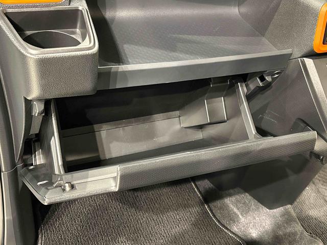 タントファンクロス　両側電動スライドドア　キーフリーシステム純正ナビ装着用アップグレードパック　運転席・助手席シートヒーター　電動パーキングブレーキブレーキ　オートブレーキホールド機能　格納式リヤドアサンシェード　オートライト　運転席シートリフター（広島県）の中古車