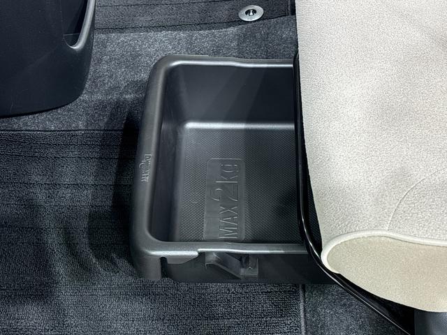 ムーヴキャンバスＸメイクアップ　ＳＡII　ＣＤチューナー　電動格納ドアミラーハロゲンライト　ＬＥＤフォグランプ　置き楽ボックス　オートライト　プッシュボタンスタート　セキュリティアラーム　パノラマモニター対応カメラ　両側パワースライドドア（広島県）の中古車