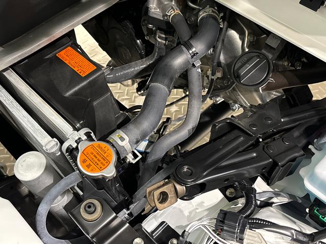 ハイゼットトラックスタンダード　農用スペシャル　４ＷＤ　ＡＭ・ＦＭラジオＬＥＤヘッドランプ　トップシェイドガラス　大型荷台作業灯　運転席ＳＲＳエアバック　バックソナー　電動式パワーステアリング　ＡＭ／ＦＭラジオ　あゆみ板掛けテールゲート　ガードフレーム（広島県）の中古車