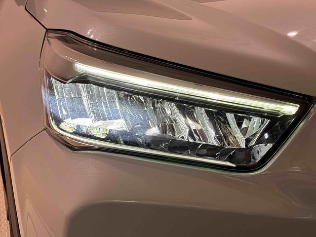 ロッキーＧ　カーナビ　バックカメラ　ＥＴＣ車載器付きＬＥＤヘッドランプ・フォグランプ　全車速追従機能付アダプティブクルーズコントロール　レーンキープコントロール　ブラインドスポットモニター　１７インチアルミホイール　シートヒーター（広島県）の中古車