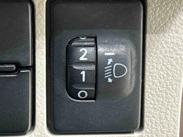 ムーヴXリミテッドII SAIII プッシュスタート運転席シートヒーター アルミホイール オートライト プッシュボタンスタート セキュリティアラーム キーフリーシステム オート電動格納式ドアミラー シートリフター(広島県)の中古車