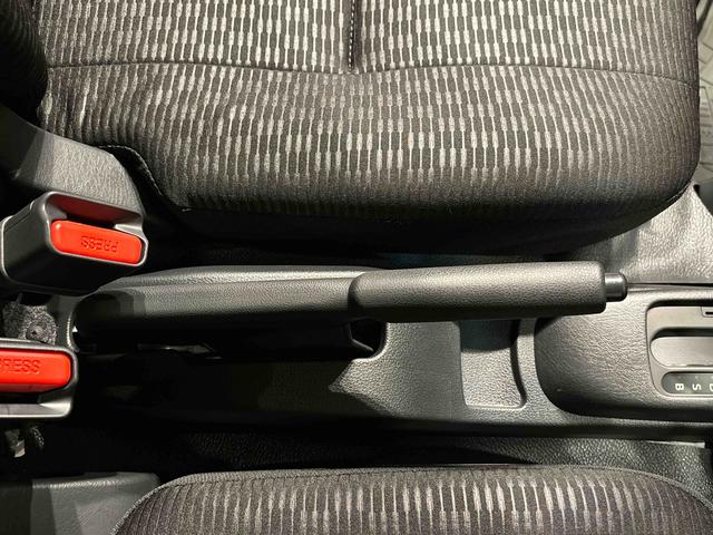 ハイゼットトラックジャンボエクストラＬＥＤヘッドランプ　ＬＥＤフォグランプ　トップシェイドガラス　大型荷台作業灯　デュアルエアバック　パワーウインドウ　キーレスエントリー　パワードアロック　バックソナー　ＶＳＣ＆ＴＲＣ（広島県）の中古車