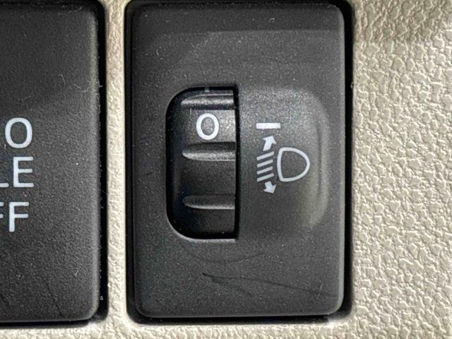 ムーヴＬ　ＳＡII１４インチフルホイールキャップ　オートライト　プッシュボタンスタート　セキュリティアラーム　キーレスエントリー　ナビ　前方ドライブレコーダ　ＥＴＣ　バックカメラ（広島県）の中古車