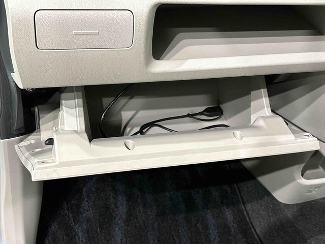 ムーヴＬ　ＳＡII１４インチフルホイールキャップ　オートライト　プッシュボタンスタート　セキュリティアラーム　キーレスエントリー　ナビ　前方ドライブレコーダ　ＥＴＣ　バックカメラ（広島県）の中古車