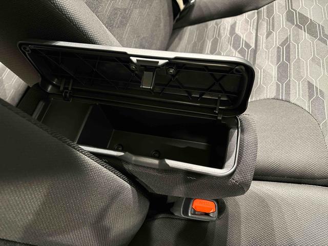 タントファンクロスターボ まごころ保証LEDオートライト パワースライドドアウェルカムオープン機能 電動パーキングブレーキ 運転席助手席シートヒーター アルミホイール キーフリーシステム オート電動格納式ドアミラー(広島県)の中古車