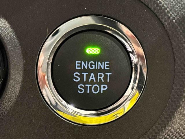 ロッキープレミアムＧ　バックカメラ対応　電動パーキングブレーキＬＥＤヘッドランプ・フォグランプ　全車速追従機能付アダプティブクルーズコントロール　レーンキープコントロール　ブラインドスポットモニター　１７インチアルミホイール　シートヒーター（広島県）の中古車