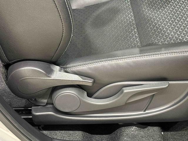 ロッキープレミアムＧ　バックカメラ対応　電動パーキングブレーキＬＥＤヘッドランプ・フォグランプ　全車速追従機能付アダプティブクルーズコントロール　レーンキープコントロール　ブラインドスポットモニター　１７インチアルミホイール　シートヒーター（広島県）の中古車