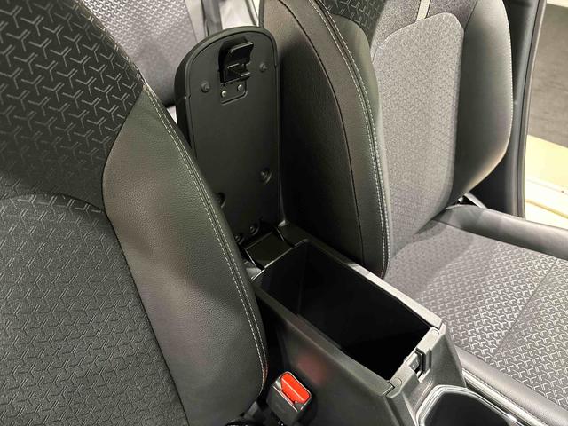 ロッキープレミアムＧ　バックカメラ対応　電動パーキングブレーキＬＥＤヘッドランプ・フォグランプ　全車速追従機能付アダプティブクルーズコントロール　レーンキープコントロール　ブラインドスポットモニター　１７インチアルミホイール　シートヒーター（広島県）の中古車