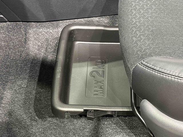 ロッキープレミアムＧ　バックカメラ対応　電動パーキングブレーキＬＥＤヘッドランプ・フォグランプ　全車速追従機能付アダプティブクルーズコントロール　レーンキープコントロール　ブラインドスポットモニター　１７インチアルミホイール　シートヒーター（広島県）の中古車