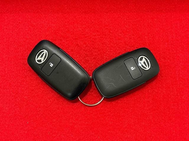 ロッキープレミアムＧ　バックカメラ対応　電動パーキングブレーキＬＥＤヘッドランプ・フォグランプ　全車速追従機能付アダプティブクルーズコントロール　レーンキープコントロール　ブラインドスポットモニター　１７インチアルミホイール　シートヒーター（広島県）の中古車