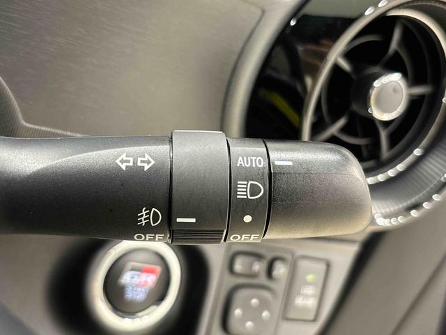 アクアＧ　ＧＲスポーツ　純正ナビ　　ＥＴＣ　ドライブレコーダープッシュボタンスタート　キーフリー　アルミホイール　　ＬＥＤヘッドライトフォグランプ　　電格ドアミラー　　オートライトオートハイビーム（広島県）の中古車