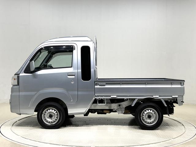 ハイゼットトラックジャンボ　２ＷＤ　平床三方開　４速オートマチック車マニュアルエアコン　オーディオレス　パワーウィンドウ　荷台作業ランプ　純正ワイドバイザー　純正フロアマット　ＬＥＤヘッドライト　ＬＥＤフォグランプ　助手席側サイドアンダーミラー（広島県）の中古車