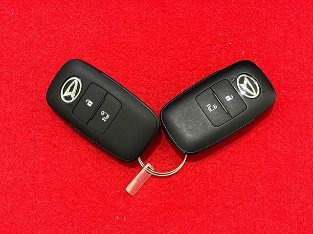 タントX 4WDLEDオートライト パワースライドドアウェルカムオープン機能 助手席ロングスライド 助手席イージークローザー 運転席助手席シートヒーター キーフリーシステム(広島県)の中古車