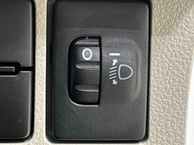 ムーヴＸリミテッドII　ＳＡIII運転席シートヒーター　アルミホイール　オートライト　プッシュボタンスタート　セキュリティアラーム　キーフリーシステム　オート電動格納式ドアミラー　シートリフター（広島県）の中古車