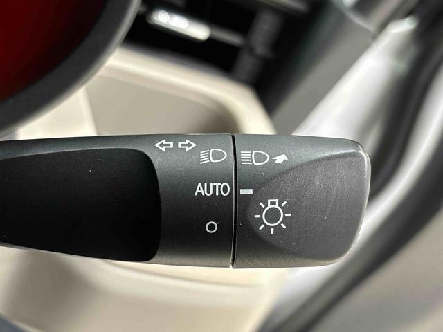 ムーヴＸリミテッドII　ＳＡIII運転席シートヒーター　アルミホイール　オートライト　プッシュボタンスタート　セキュリティアラーム　キーフリーシステム　オート電動格納式ドアミラー　シートリフター（広島県）の中古車