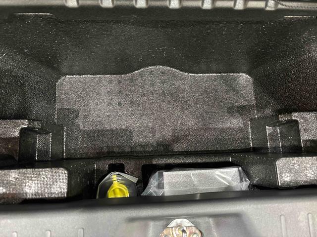 ムーヴＸリミテッドII　ＳＡIII運転席シートヒーター　アルミホイール　オートライト　プッシュボタンスタート　セキュリティアラーム　キーフリーシステム　オート電動格納式ドアミラー　シートリフター（広島県）の中古車
