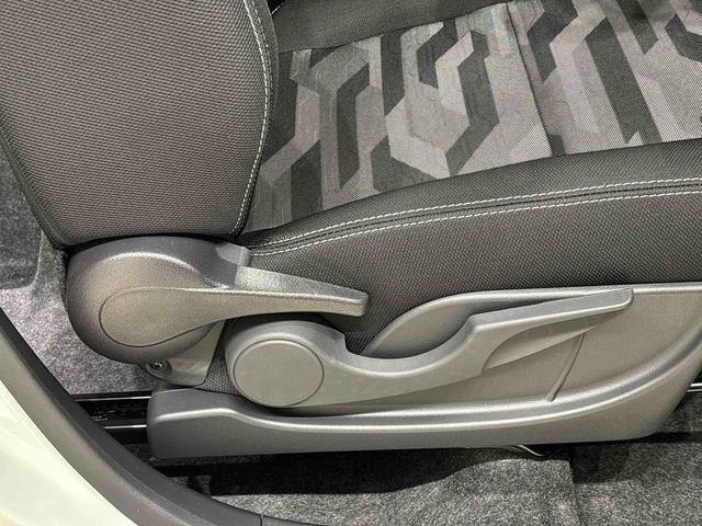 タフトＧ　クロムベンチャー　　電子パーキング　ＬＥＤヘッドライトスカイフィールトップ　クロムパック　メッキパック　シルバーアンダーガーニッシュ　インテリアアクセント　ＬＥＤオートライト＆フォグランプ　電動パーキングブレーキ　バックカメラ　アルミホイール（広島県）の中古車