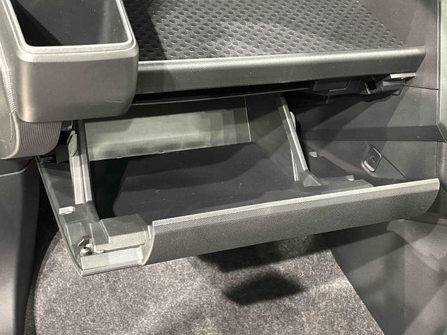 タフトＧ　クロムベンチャー　　電子パーキング　ＬＥＤヘッドライトスカイフィールトップ　クロムパック　メッキパック　シルバーアンダーガーニッシュ　インテリアアクセント　ＬＥＤオートライト＆フォグランプ　電動パーキングブレーキ　バックカメラ　アルミホイール（広島県）の中古車