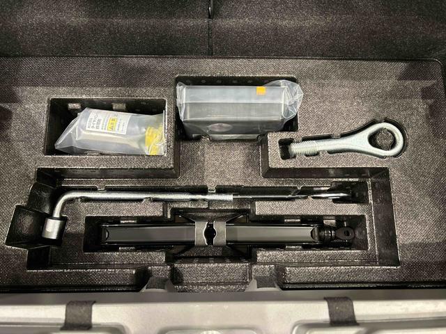 タフトＧ　クロムベンチャー　　電子パーキング　ＬＥＤヘッドライトスカイフィールトップ　クロムパック　メッキパック　シルバーアンダーガーニッシュ　インテリアアクセント　ＬＥＤオートライト＆フォグランプ　電動パーキングブレーキ　バックカメラ　アルミホイール（広島県）の中古車