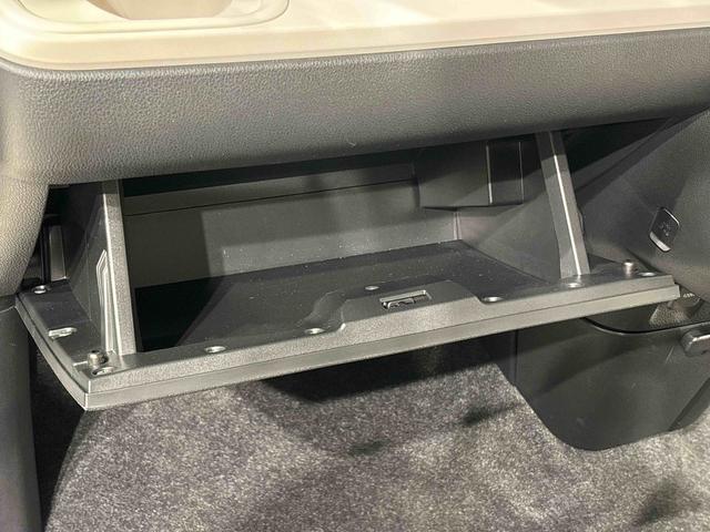 ムーヴキャンバスストライプスＧ　バックカメラ　電動パーキングブレーキＬＥＤオートライト・フォグランプ　電動パーキングブレーキ　プッシュボタンスタート　セキュリティアラーム　バックカメラ　両側パワースライドドアウエルカムオープン機能　オート電動格納式ドアミラー（広島県）の中古車