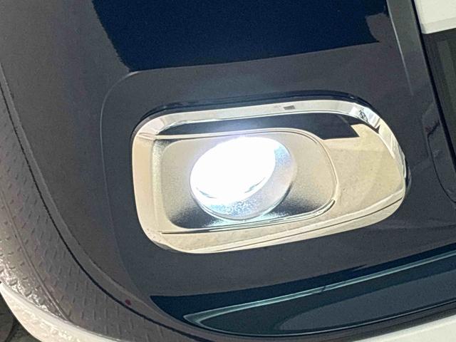 ムーヴキャンバスストライプスＧ　バックカメラ　電動パーキングブレーキＬＥＤオートライト・フォグランプ　電動パーキングブレーキ　プッシュボタンスタート　セキュリティアラーム　バックカメラ　両側パワースライドドアウエルカムオープン機能　オート電動格納式ドアミラー（広島県）の中古車