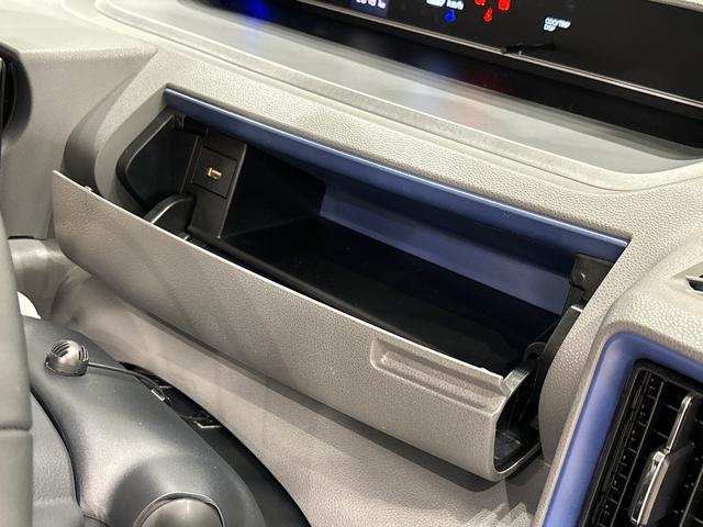 タントウェルカムシートリフト　ＲＳ　ＵＧ２　ナビ　ドラレコ　ＥＴＣパノラマモニターＬＥＤオートライト　パワースライドドアウェルカムオープン機能　　助手席イージークローザー　アルミホイール　キーフリーシステム　　電動格納式ドアミラー　プッシュスタート（広島県）の中古車