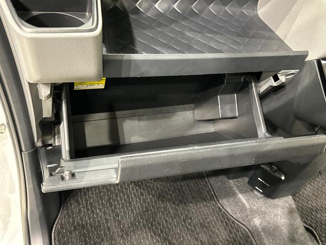 タントウェルカムシートリフト　ＲＳ　ＵＧ２　ナビ　ドラレコ　ＥＴＣパノラマモニターＬＥＤオートライト　パワースライドドアウェルカムオープン機能　　助手席イージークローザー　アルミホイール　キーフリーシステム　　電動格納式ドアミラー　プッシュスタート（広島県）の中古車