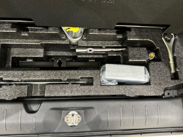 タントウェルカムシートリフト　ＲＳ　ＵＧ２　ナビ　ドラレコ　ＥＴＣパノラマモニターＬＥＤオートライト　パワースライドドアウェルカムオープン機能　　助手席イージークローザー　アルミホイール　キーフリーシステム　　電動格納式ドアミラー　プッシュスタート（広島県）の中古車