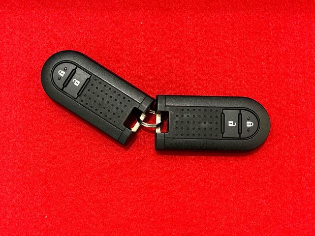 ムーヴキャンバスＸ　ＳＡIII　カーナビ　バックカメラ付き　オートエアコンハロゲンライト　置き楽ボックス　オートライト　プッシュボタンスタート　セキュリティアラーム　両側スライドドア　　キーフリーシステム（広島県）の中古車