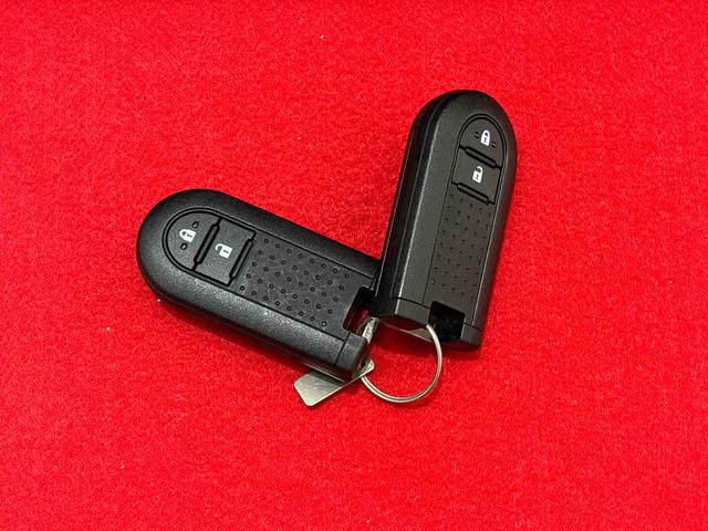 ムーヴＸリミテッド　ＳＡIII　純正ナビゲーション　ＥＴＣ車載器純正ナビ装着用アップグレードパック　運転席シートヒーター　ドライブレコーダー　トップシェイドガラス　運転席シートヒーター　チルトステアリング　ＬＥＤヘッドランプ　アルミホイール　キーフリーシステム（広島県）の中古車