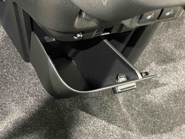 ムーヴキャンバスストライプスＧ　バックカメラ対応　電動パーキングブレーキＬＥＤオートライト・フォグランプ　電動パーキングブレーキ　プッシュボタンスタート　セキュリティアラーム　バックカメラ　両側パワースライドドアウエルカムオープン機能　オート電動格納式ドアミラー（広島県）の中古車