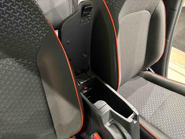 ロッキーＧ　ナビ　バックカメラ　ドライブレコーダー　ＥＴＣ車載器ＬＥＤヘッドランプ・フォグランプ　全車速追従機能付アダプティブクルーズコントロール　レーンキープコントロール　１７インチアルミホイール　シートヒーター　プッシュボタンスタート（広島県）の中古車
