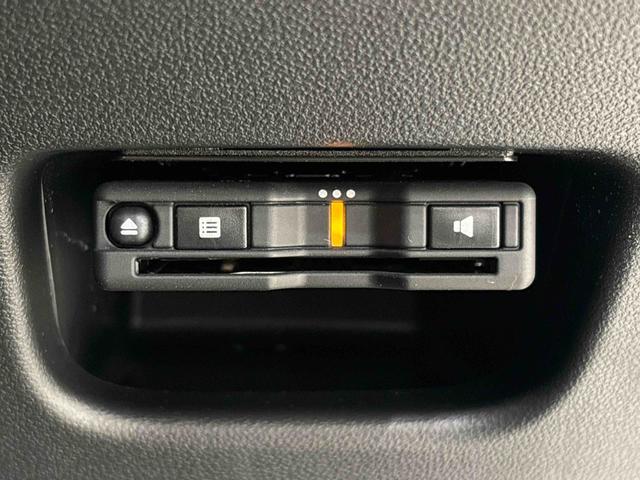 ムーヴカスタム　ＸリミテッドII　ＳＡIII　８インチナビ　ＥＴＣ全周囲カメラ　ドライブレコーダー　運転席シートヒーター　オートライト　オートハイビーム　ＬＥＤヘッドライト　ＬＥＤフォグランプ　１４インチアルミホイール　フロントトップシェードガラス　電子カードキー（広島県）の中古車