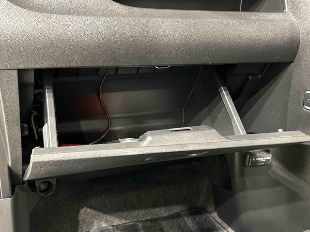 タントカスタムＸＬＥＤオートライト　パワースライドドア機能　オート電動格納式ドアミラー　　アルミホイール　キーフリーシステム　純正ナビ　バックカメラ　ＥＴＣ車載器（広島県）の中古車
