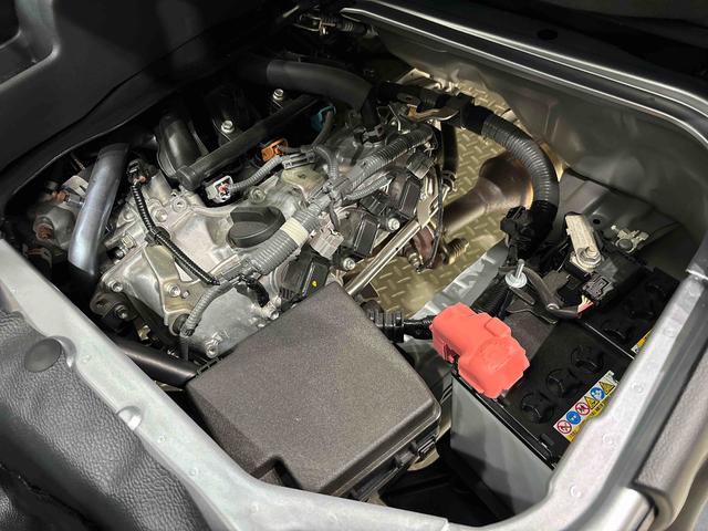 ハイゼットカーゴＤＸ　２ＷＤ　ラジオチューナー　コーナーセンサーハロゲンヘッドランプ　トップシェイドガラス　コーナーセンサー　オーバーヘッドシェルフ　フロントドアパワーウインドウ　キーレスエントリー　ＡＭ／ＦＭラジオ　テンパータイヤ　スチールホイール（広島県）の中古車