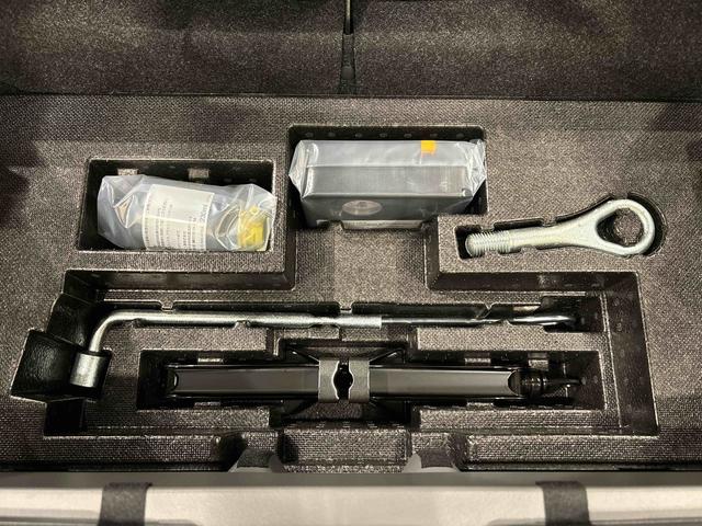 タフトＧ　クロムベンチャー　バックモニター対応カメラスカイフィールトップ　クロムパック　メッキパック　シルバーアンダーガーニッシュ　インテリアアクセント　ＬＥＤオートライト＆フォグランプ　電動パーキングブレーキ　バックカメラ　アルミホイール（広島県）の中古車