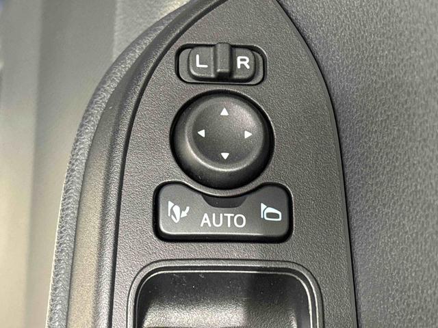タントカスタム　ＲＳ　　　電子パーキング　　ＬＥＤヘッドライトＬＥＤオートライト　パワースライドドアウェルカムオープン機能　電動パーキングブレーキ　運転席助手席シートヒーター　アルミホイール　キーフリーシステム　　オート電動格納式ドアミラー（広島県）の中古車