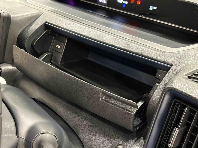 タントカスタム　ＲＳ　　　電子パーキング　　ＬＥＤヘッドライトＬＥＤオートライト　パワースライドドアウェルカムオープン機能　電動パーキングブレーキ　運転席助手席シートヒーター　アルミホイール　キーフリーシステム　　オート電動格納式ドアミラー（広島県）の中古車
