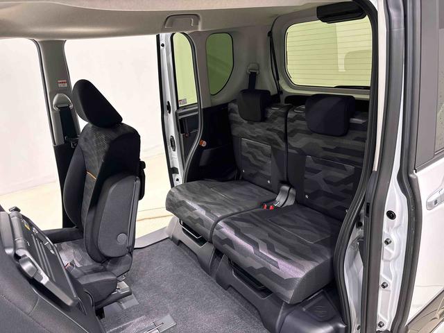 タントファンクロスターボ　運転席・助手席シートヒーター　キーフリー純正ナビ装着用アップグレードパック　電動パーキングブレーキ　オートブレーキホールド機能　両側電動スライドドア　本革巻ステアリングホイール　運転席シートリフター　チルトステアリング　オートライト（広島県）の中古車