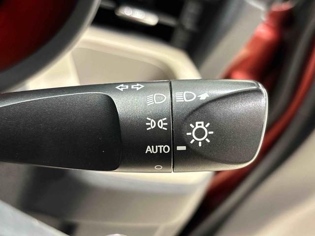 ムーヴＸ　ＬＥＤヘッドライト　ＣＤチューナー　電動格納ドアミラーＬＥＤヘッドライト　運転席シートヒーター　アルミホイール　オートライト　プッシュボタンスタート　セキュリティアラーム　キーフリーシステム（広島県）の中古車