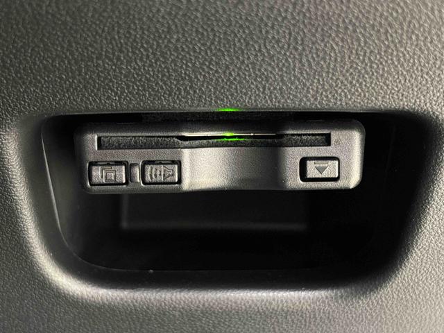 ムーヴカスタム　ＲＳ　ハイパーリミテッドＳＡIII　ターボＤＶＤ／ＵＳＢチューナー　パノラマモニター対応純正ナビ装着用アップグレードパック　運転席シートヒーター　トップシェイドガラス　本革巻ステアリングホイール　チルトステアリング　運転席シートリフター（広島県）の中古車