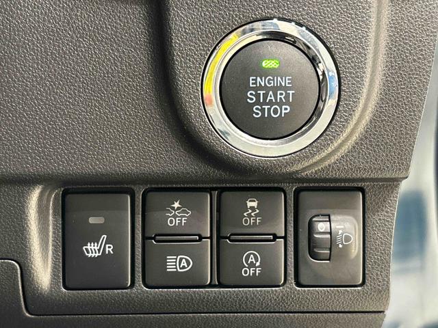 ムーヴカスタム　ＲＳ　ハイパーリミテッドＳＡIII　ターボＤＶＤ／ＵＳＢチューナー　パノラマモニター対応純正ナビ装着用アップグレードパック　運転席シートヒーター　トップシェイドガラス　本革巻ステアリングホイール　チルトステアリング　運転席シートリフター（広島県）の中古車