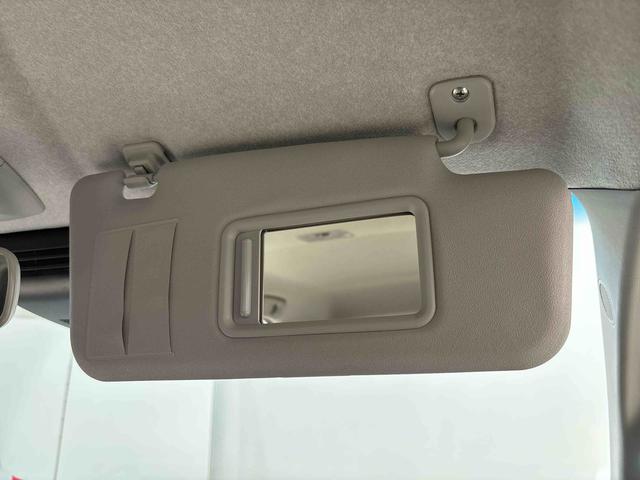 ムーヴカスタム　ＲＳ　ハイパーリミテッドＳＡIII　ターボＤＶＤ／ＵＳＢチューナー　パノラマモニター対応純正ナビ装着用アップグレードパック　運転席シートヒーター　トップシェイドガラス　本革巻ステアリングホイール　チルトステアリング　運転席シートリフター（広島県）の中古車