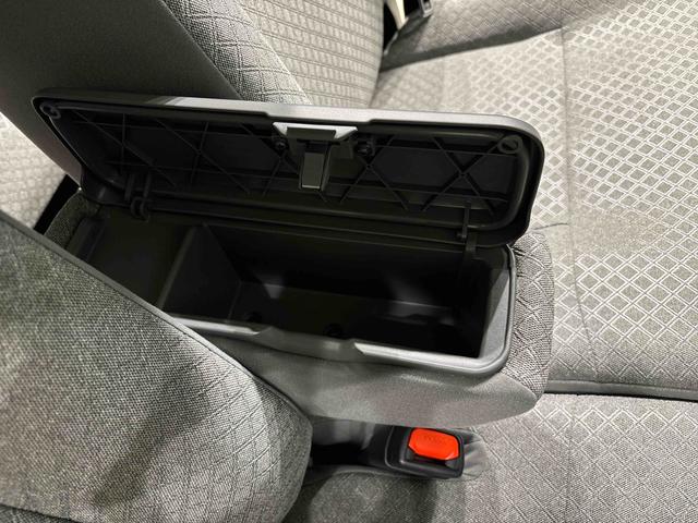 タントＸ　バックモニター対応カメラ　電動パーキングブレーキＬＥＤオートライト　パワースライドドアウェルカムオープン機能　電動パーキングブレーキ　運転席助手席シートヒーター　　フルホイールキャツプ　キーフリーシステム　　オート電動格納式ドアミラー（広島県）の中古車