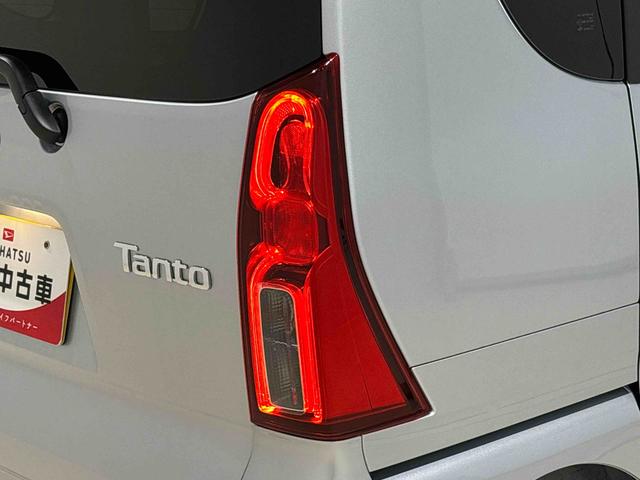 タントＸ　バックモニター対応カメラ　電動パーキングブレーキＬＥＤオートライト　パワースライドドアウェルカムオープン機能　電動パーキングブレーキ　運転席助手席シートヒーター　　フルホイールキャツプ　キーフリーシステム　　オート電動格納式ドアミラー（広島県）の中古車