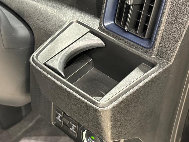 タントカスタム　Ｘ　　　電子パーキング　　ＬＥＤヘッドライトＬＥＤオートライト　パワースライドドアウェルカムオープン機能　電動パーキングブレーキ　運転席助手席シートヒーター　アルミホイール　キーフリーシステム　　オート電動格納式ドアミラー（広島県）の中古車