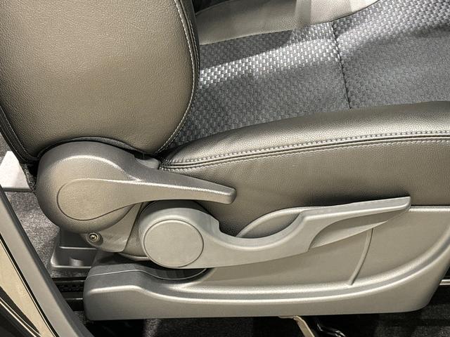 タントカスタム　Ｘ　　　電子パーキング　　ＬＥＤヘッドライトＬＥＤオートライト　パワースライドドアウェルカムオープン機能　電動パーキングブレーキ　運転席助手席シートヒーター　アルミホイール　キーフリーシステム　　オート電動格納式ドアミラー（広島県）の中古車