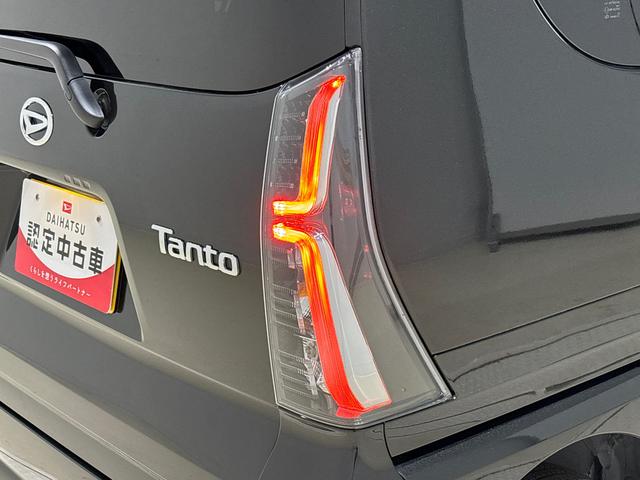 タントカスタム　Ｘ　　　電子パーキング　　ＬＥＤヘッドライトＬＥＤオートライト　パワースライドドアウェルカムオープン機能　電動パーキングブレーキ　運転席助手席シートヒーター　アルミホイール　キーフリーシステム　　オート電動格納式ドアミラー（広島県）の中古車