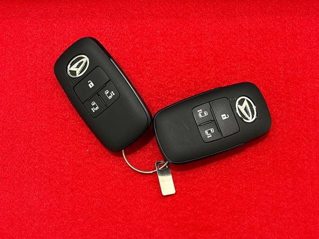 タントカスタム　Ｘ　　　電子パーキング　　ＬＥＤヘッドライトＬＥＤオートライト　パワースライドドアウェルカムオープン機能　電動パーキングブレーキ　運転席助手席シートヒーター　アルミホイール　キーフリーシステム　　オート電動格納式ドアミラー（広島県）の中古車